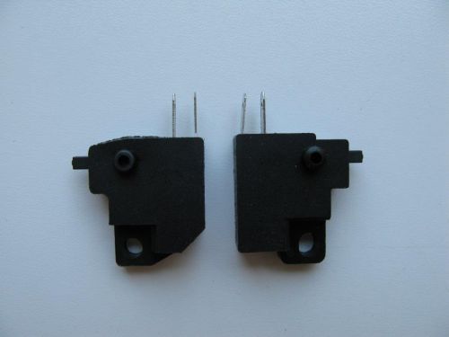 Remschakelaarset Rechts en Links  2 Pins