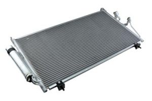 Condensor, airconditioning OEM MN124248