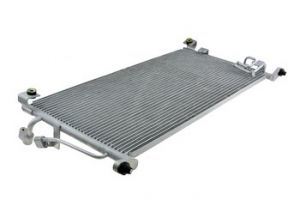 Condensor, airconditioning OE MR398794