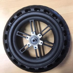 Achtervelg met Volrubberen Band M365 - € 19,95