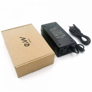 Acculader ( Snellader) Xiaomi M365 Pro -€ 24,95